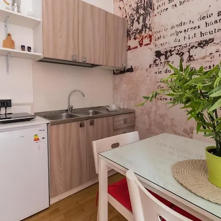 Pensión Le Del Centro 4*