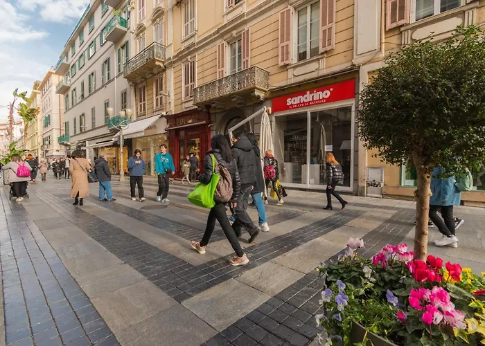 Πανσιόν Le Del Centro